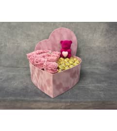 Pink Passion Treasure. An arrangement by Sweet Blossoms.
