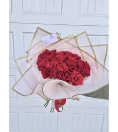 Alba Bouquet. An arrangement by Charming Blooms.