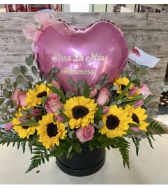 Heartfelt Radiance Bouquet. An arrangement by Floreria Mexico.