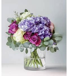 Modern Day Romance. An arrangement by Fletcher Heights Florist.