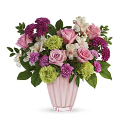 Sweet Bouquet. An arrangement by Tallevast Florist.