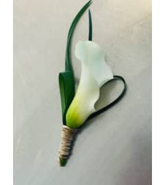 Calla Lily floral jewelry. An arrangement by My Mother's Bloomers.