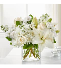 Gentle Breeze Bouquet. An arrangement by Sueppel's Flowers.