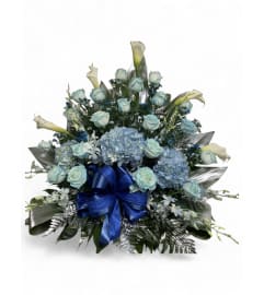 Winter Spectacle. An arrangement by Cinderella's Flowers.
