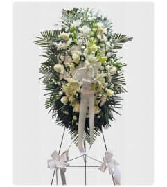 FBP-SS3. An arrangement by Flowers by Peter.