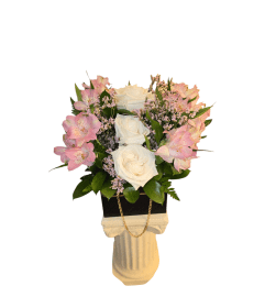 Classy Diva Purse. An arrangement by Passiflora Creations LLC.