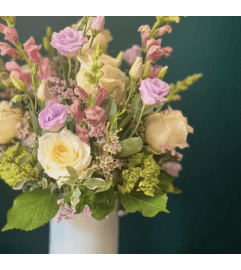 Frosted Lemonade. An arrangement by The Floral Studio.