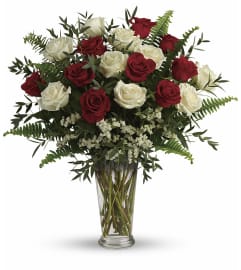 Yours Truly TRS10-1A. An arrangement by Jennifer's Flowers and Gifts.