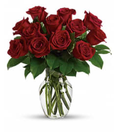 Enduring Passion TEV12-7A. An arrangement by Jennifer's Flowers and Gifts.
