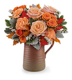 Peach and Spice Charm. An arrangement by Flore's Shop.