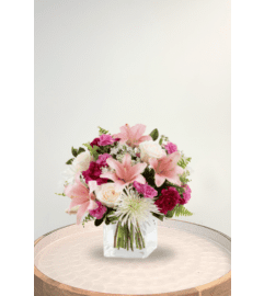 Shared Memories. An arrangement by Blossoms On The Trail. Shared Memories. An arrangement by Blossoms On The Trail.