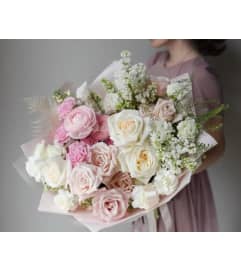 #38 Bellaria Bouquet. An arrangement by Blossy Flowers.