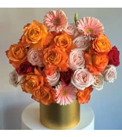 #11 Sunset. An arrangement by Blossy Flowers.