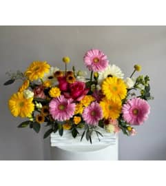 #24 Spring LUX. An arrangement by Blossy Flowers.