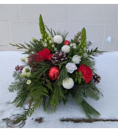 Glimmer of Christmas Spirit. An arrangement by The Garden Gate Gifts and Florals.