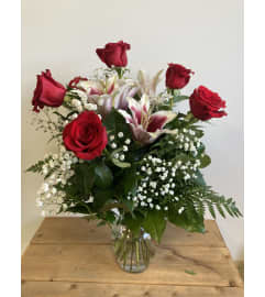The Mayfield Special. An arrangement by Mayfield Flowers. The Mayfield Special. An arrangement by Mayfield Flowers.