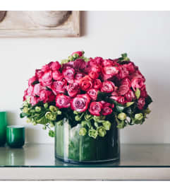 Majestic Elegance. An arrangement by Berlin Flower Shop.