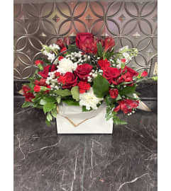 Filled with Love Tote. An arrangement by Deep Creek Floral. Filled with Love Tote. An arrangement by Deep Creek Floral.