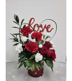 Scarlet and Snow Romance. An arrangement by Balloon Bouquets Plus. Scarlet and Snow Romance. An arrangement by Balloon Bouquets Plus.