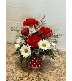 Heart in a Mug. An arrangement by Zaisers Florist and Greenhouse.
