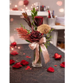 Graze. An arrangement by Donato's Floral.