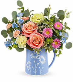 Daisy Dreams Bouquet. An arrangement by Flowers of Jacksonville.