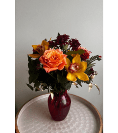 Muy Caliente. An arrangement by Blossoms On The Trail.