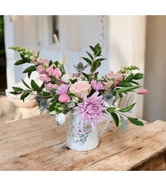 Country Charm. An arrangement by Avenue Florist.