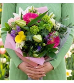 Cheerful Spring Bouquet. An arrangement by Sophie's Flowers.