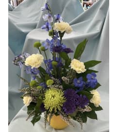 Dockside Delight. An arrangement by Roma Flowers and Gifts. Dockside Delight. An arrangement by Roma Flowers and Gifts.