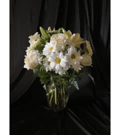 MF Florist's Choice White. An arrangement by Magic Flowers Inc..
