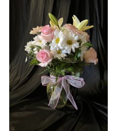 MF Florist's Choice Lt Pink. An arrangement by Magic Flowers Inc..