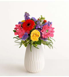 Vibrant Harmony. An arrangement by Serrano Flowers.
