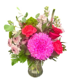 Summer feel. An arrangement by DMP Flowers and Gifts. Summer feel. An arrangement by DMP Flowers and Gifts.
