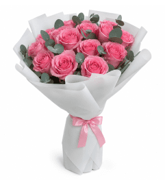 Sweet Serenity Roses. An arrangement by GardeLina Flowers. Sweet Serenity Roses. An arrangement by GardeLina Flowers.