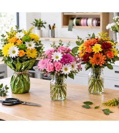 LET THE SUNSHINE IN Flowers in a Mason Jar. An arrangement by Blumenladen Tampa Flower Shop. LET THE SUNSHINE IN Flowers in a Mason Jar. An arrangement by Blumenladen Tampa Flower Shop.