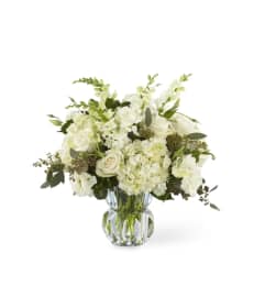 Gala™ FTD Luxury Bouquet. An arrangement by Mystic Garden Floral.