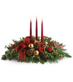 All is Bright. An arrangement by GardeLina Flowers.