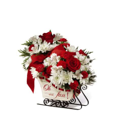 The FTD® Holiday Traditions™ Bouquet 2017. An arrangement by Flamingo Floral and Gifts.