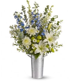 Beachside Bliss. An arrangement by Pompano Beach Floral.