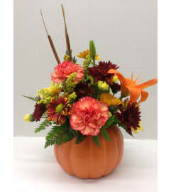 Merritts Country Pumpkin 2. An arrangement by Merritt Florist.