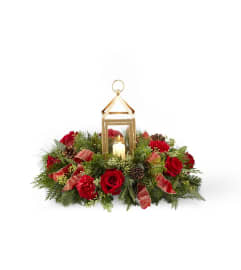 The FTD® Beautifully Bright™ Centerpiece. An arrangement by Flamingo Floral and Gifts.