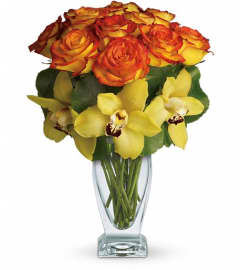 Teleflora's Aloha Sunset. An arrangement by Sunrise Greenery.