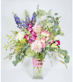 Just Her Style. An arrangement by La Petite Florist and Gifts.