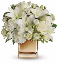 Starlit Kisses by Teleflora. An arrangement by GardeLina Flowers.