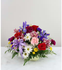 Rainflorist Serenity. An arrangement by Ava's Rainflorist.
