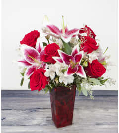 Amour Roses. An arrangement by Alexa's Flowers.