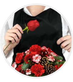Very Merry Christmas Artist’s Design. An arrangement by Blossoms On The Trail.