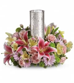 Just Delightful Centerpiece by Teleflora. An arrangement by Artistic Way Flowers.