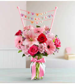 Fields of Europe® Romance with Valentine’s Day Banner™. An arrangement by Garden of Eden Floral. Fields of Europe® Romance with Valentine’s Day Banner™. An arrangement by Garden of Eden Floral.